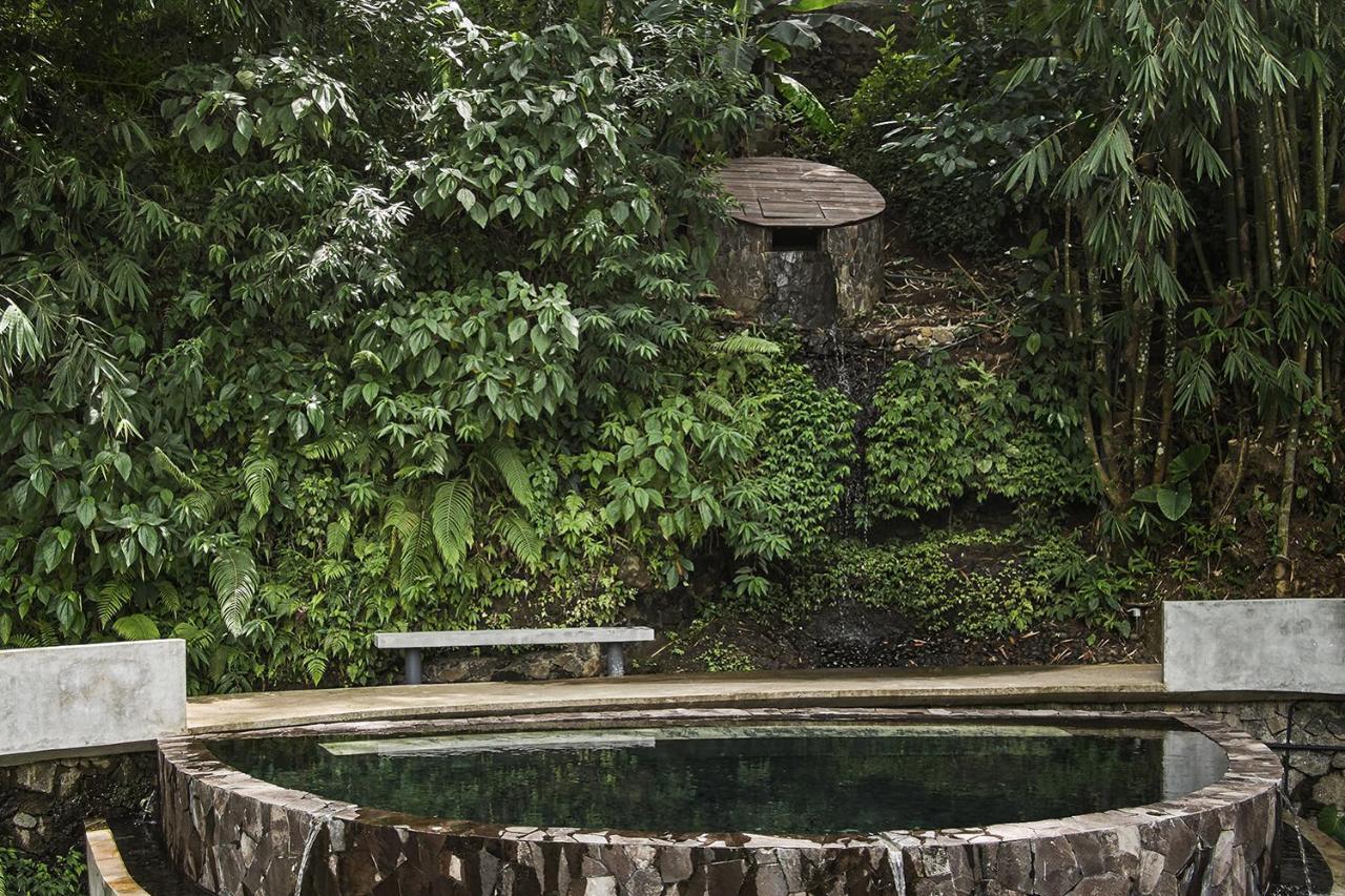 Lintang Luku Tent Resort Ijen, Banyuwangi Banyuwangi  Exterior photo